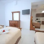 Dodomar Selections 4* Perissa (Santorini)