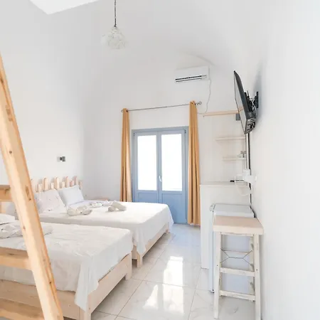 Dodomar Selection Perissa (Santorini)