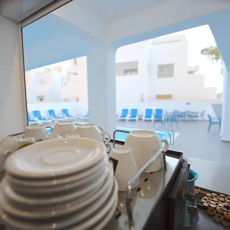 Dodomar Selections 4*