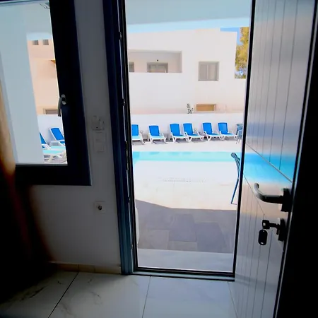 Dodomar Selections Perissa (Santorini)